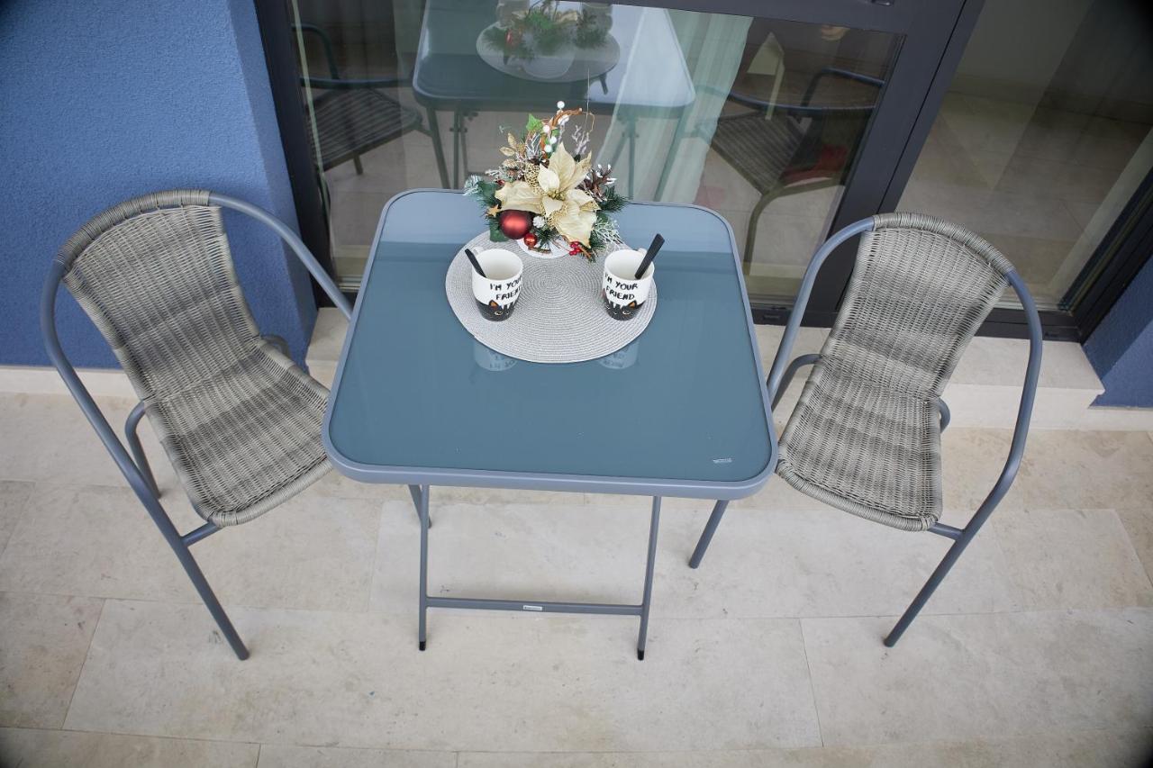 Wings Luxury Suites 2 *